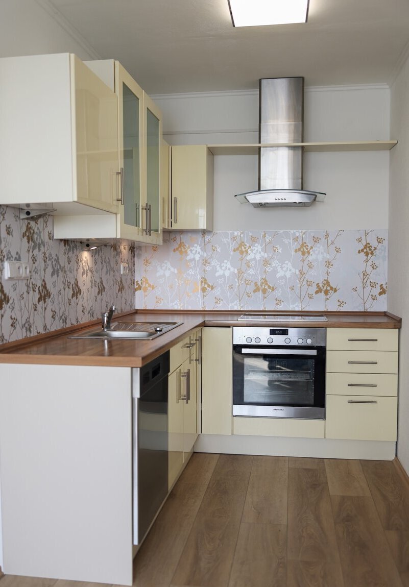 Pronájem bytu 2+kk - Hostavice, Praha