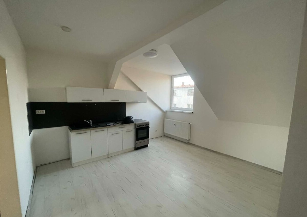 Pronájem bytu 2+1 - Frýdecká, Český Těšín