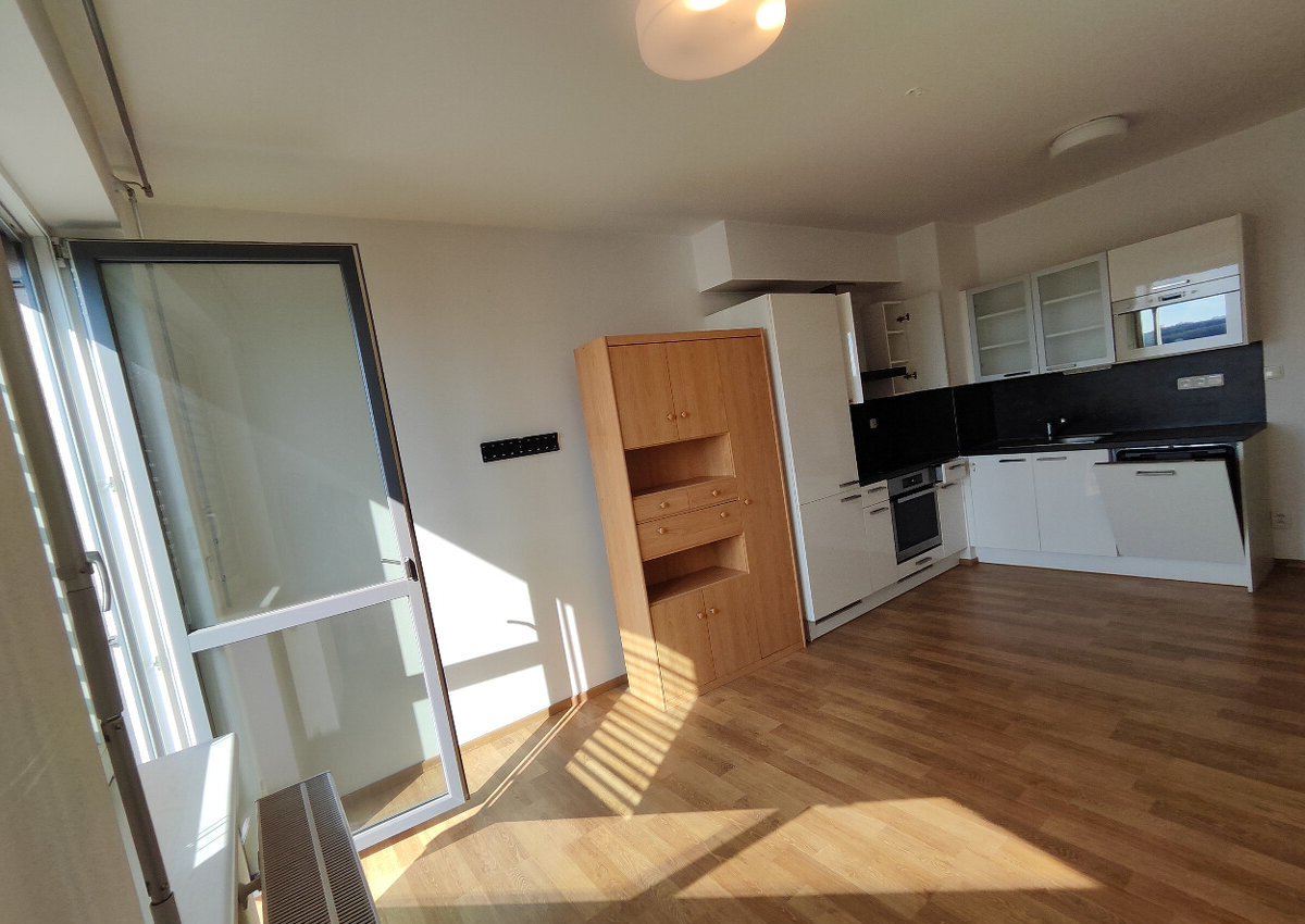 Pronájem bytu 2+kk - Hostivař, Praha