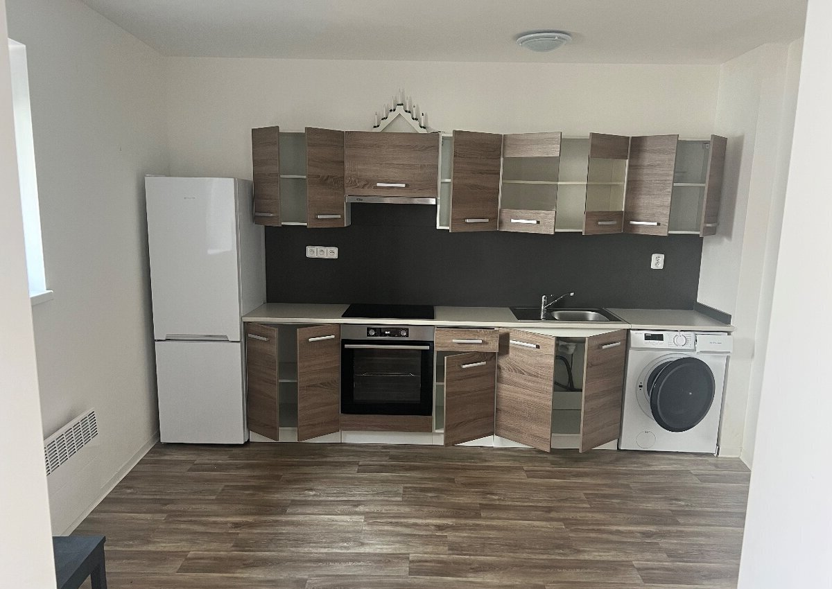 Pronájem bytu 2+kk - Jilemnice