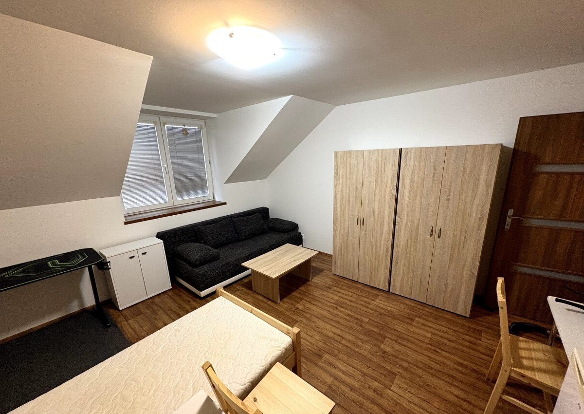 Pronájem bytu 1+kk - Nová Ulice, Olomouc