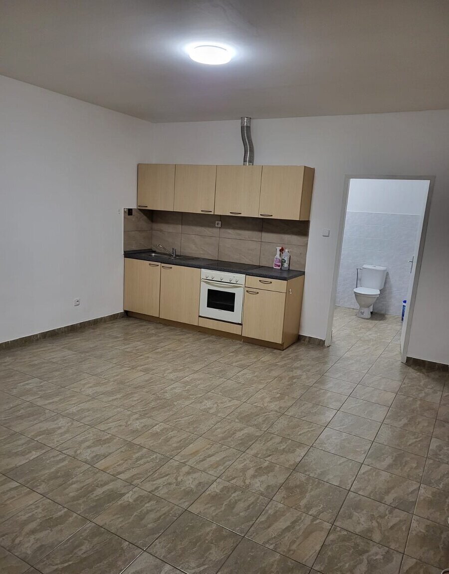 Pronájem bytu 1+kk - Nové Město, Jičín
