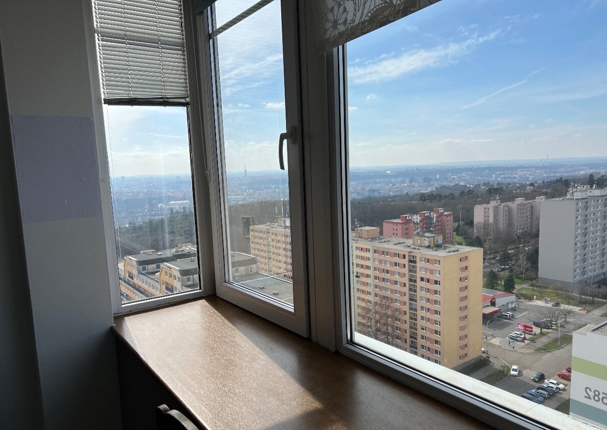 Pronájem bytu 4+kk - Kobylisy, Praha
