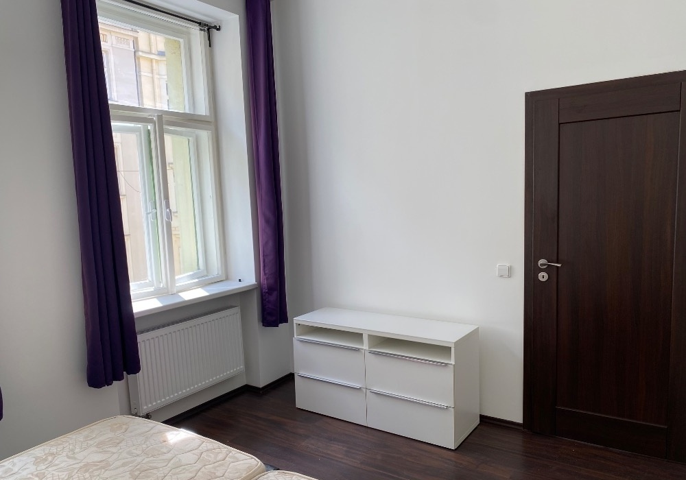 Pronájem bytu 2+kk - Bubeneč, Praha