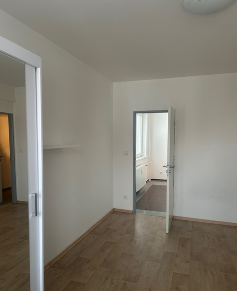Pronájem bytu 1+1 - Zlín-centrum
