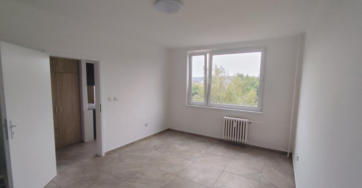 Pronájem bytu 1+1 - Dvůr Králové nad Labem - centrum