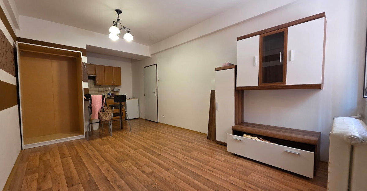 Pronájem samostatného pokoje - Holešovice, Praha