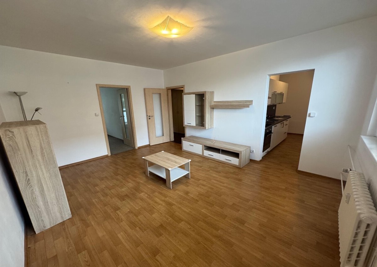 Pronájem bytu 3+1 - Strašnice, Praha