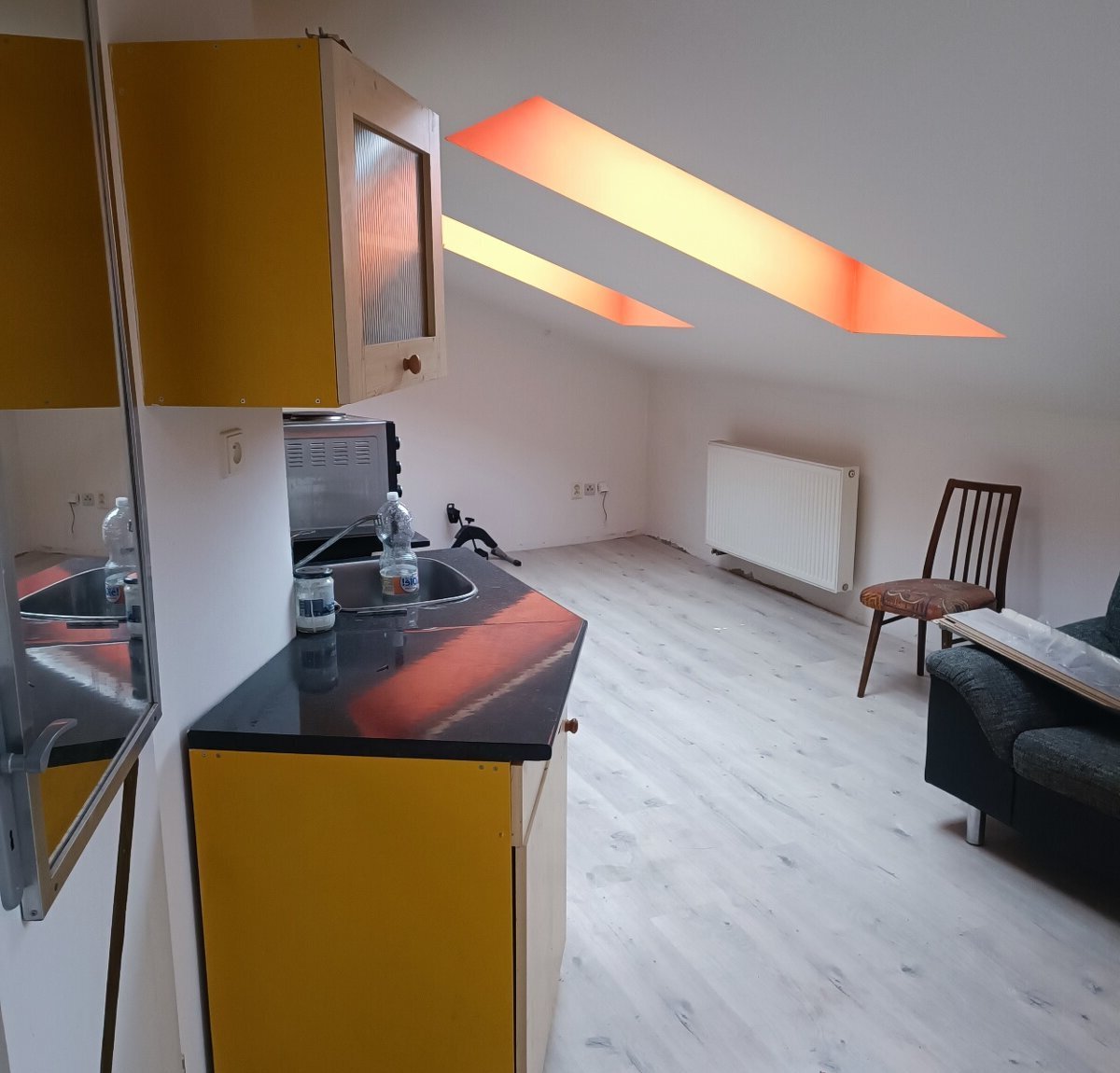 Pronájem bytu garsoniéra - Dvůr Králové nad Labem