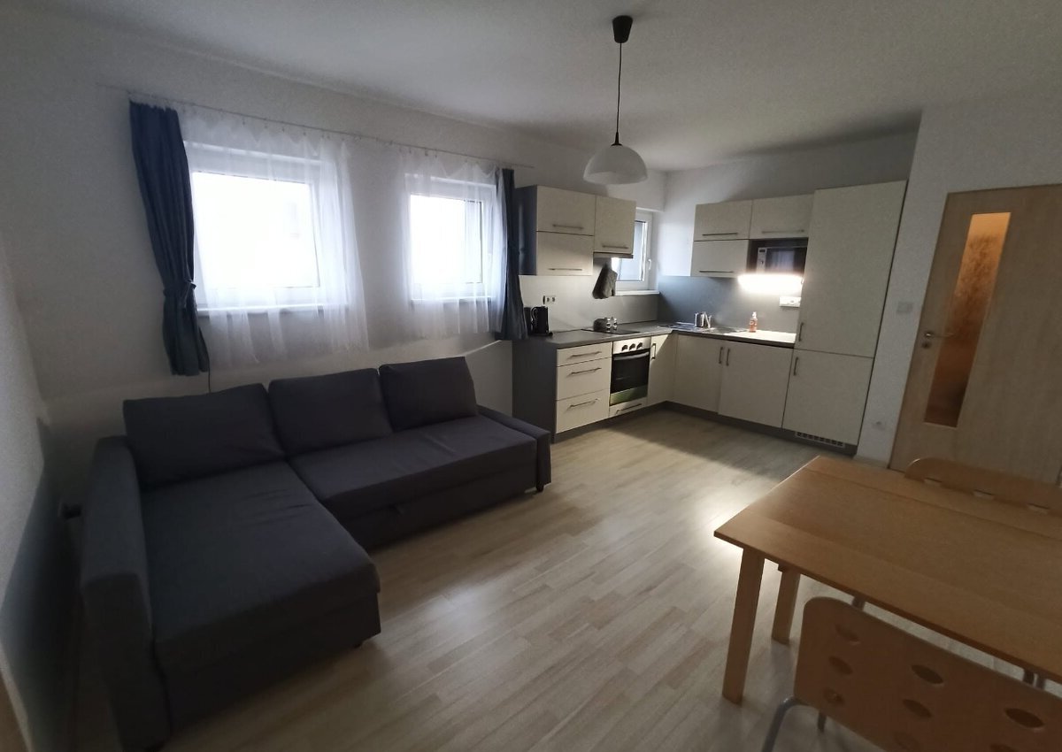 Pronájem bytu 2+kk - Ohrazenice, Pardubice
