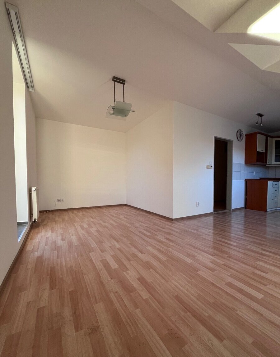 Pronájem bytu 2+kk - Dlouhá, Tišnov