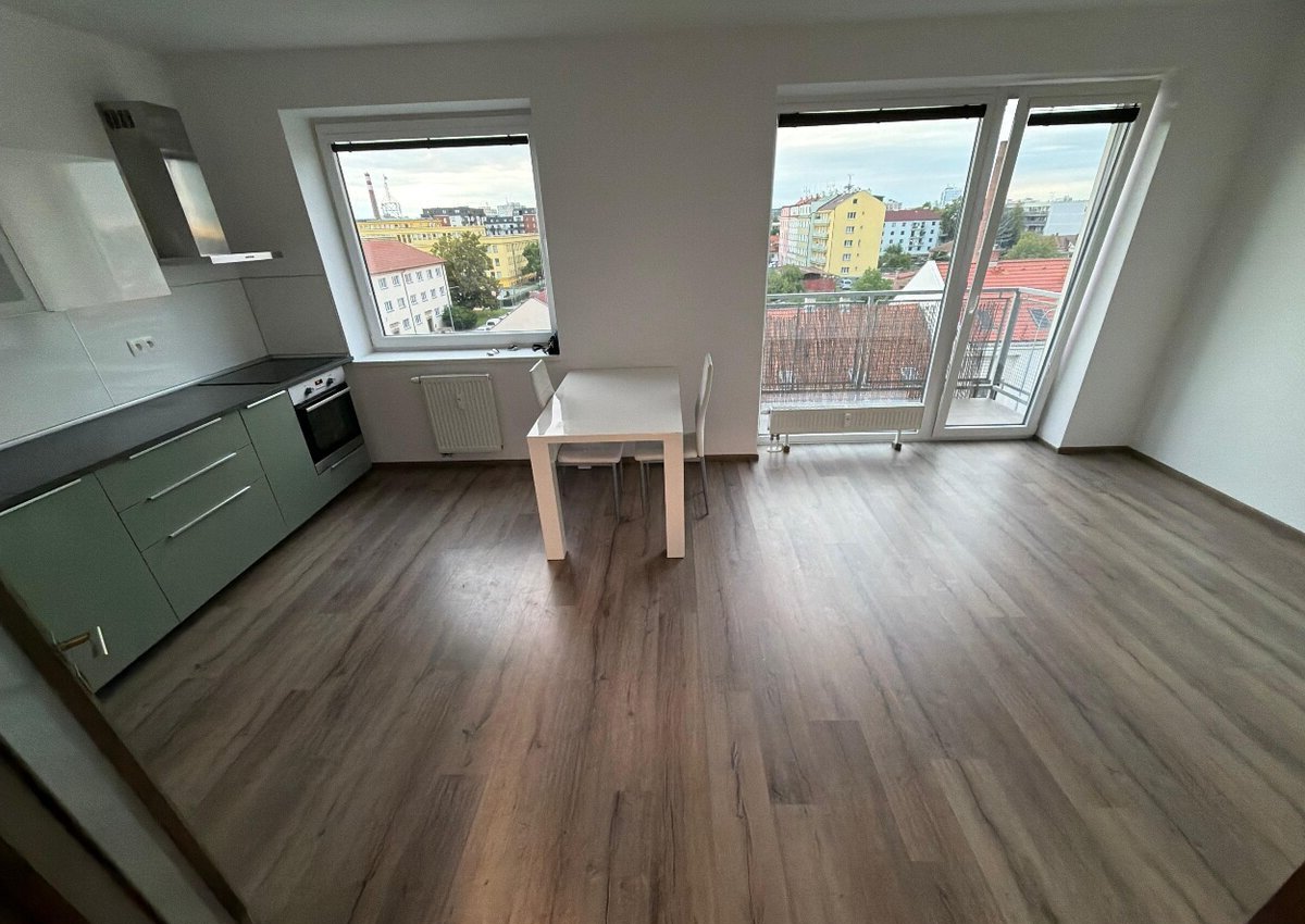 Pronájem bytu 2+kk - Nové Jesenčany, Pardubice