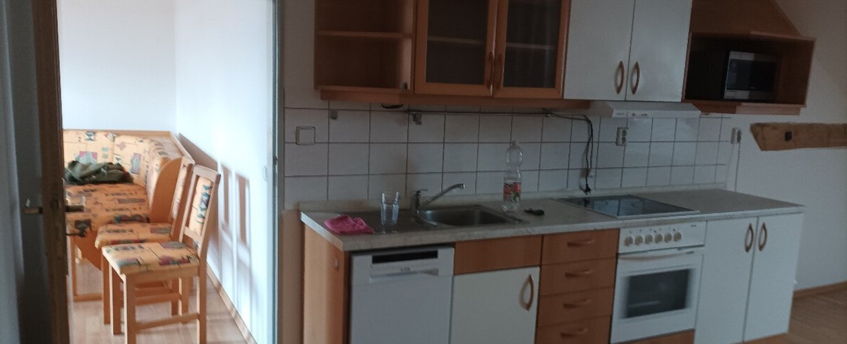 Pronájem bytu 2+1 - náměstí Republiky, Znojmo