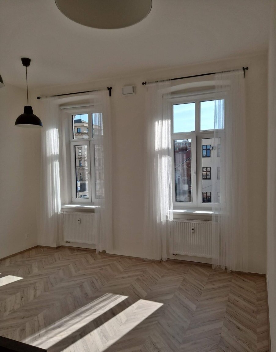 Pronájem bytu 1+kk - Trnitá, Brno