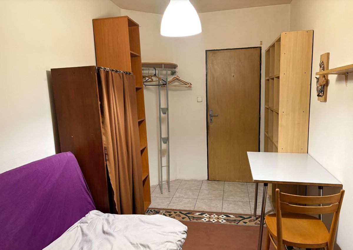 Pronájem samostatného pokoje - Újezd nad Lesy, Praha
