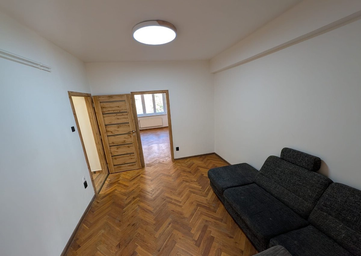 Pronájem bytu 3+1 - Vršovice, Praha