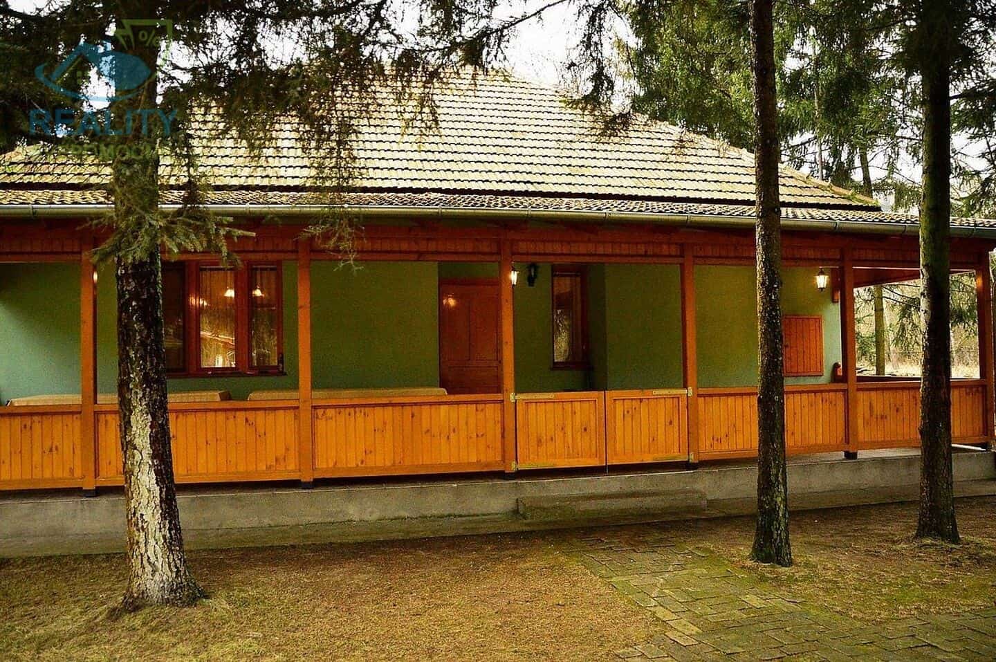 Chata k rekreaci i k bydlení na pronájem