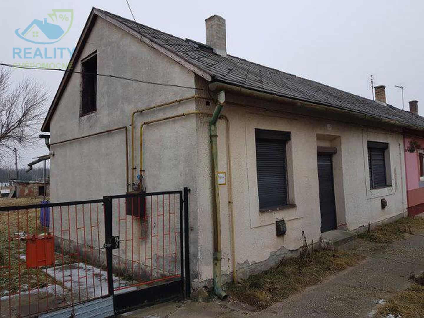 Dům k pronájmu s potřebou menších rekonstrukcí