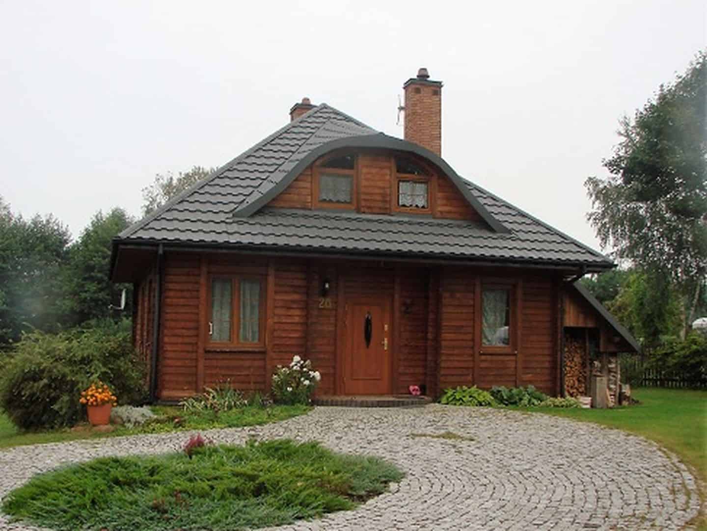 Hezká roubena chalupa k rekreaci i bydlení u lesa