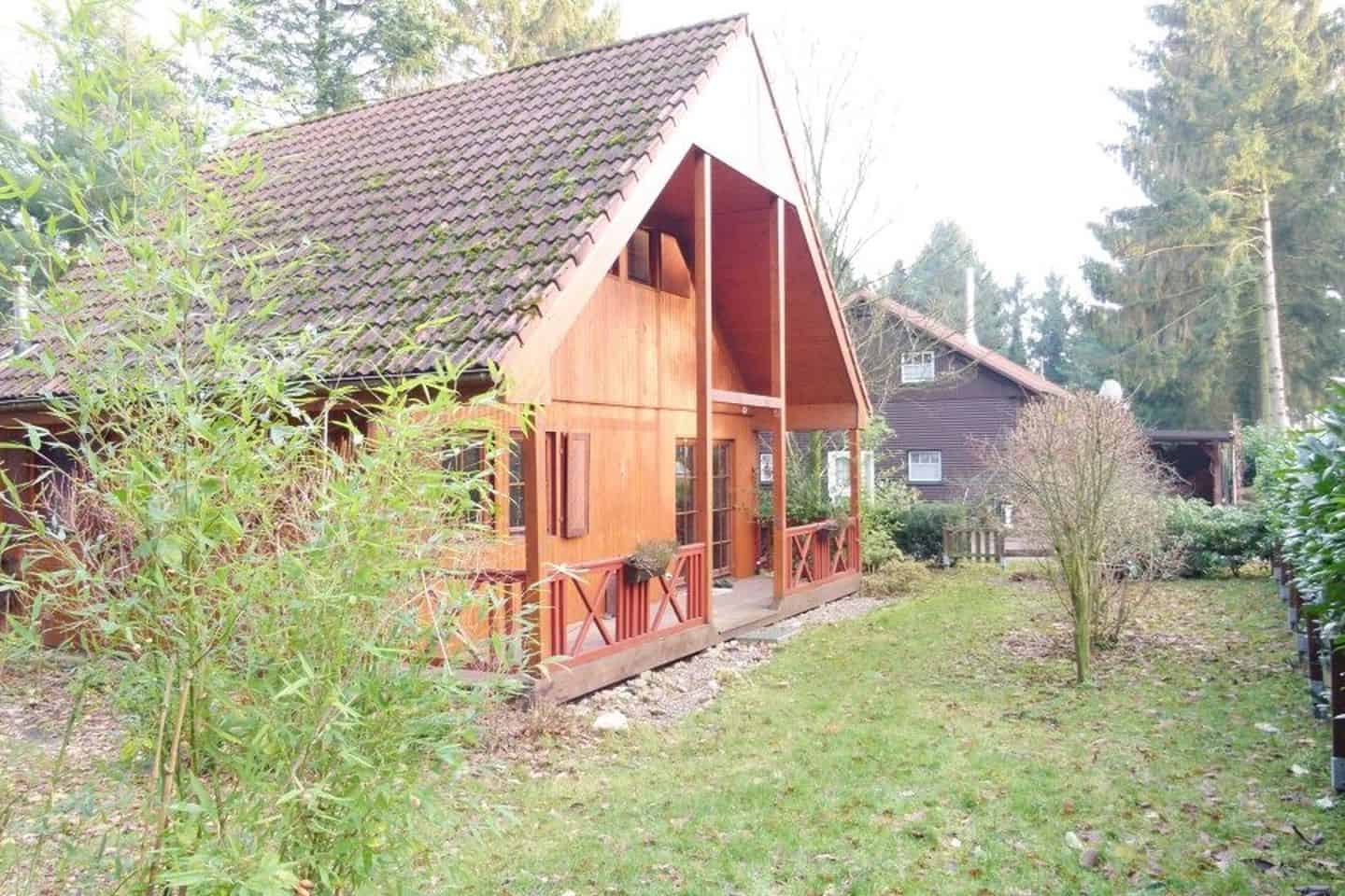 Pronajmeme rekreační chatu slušným lidem na 2 roky