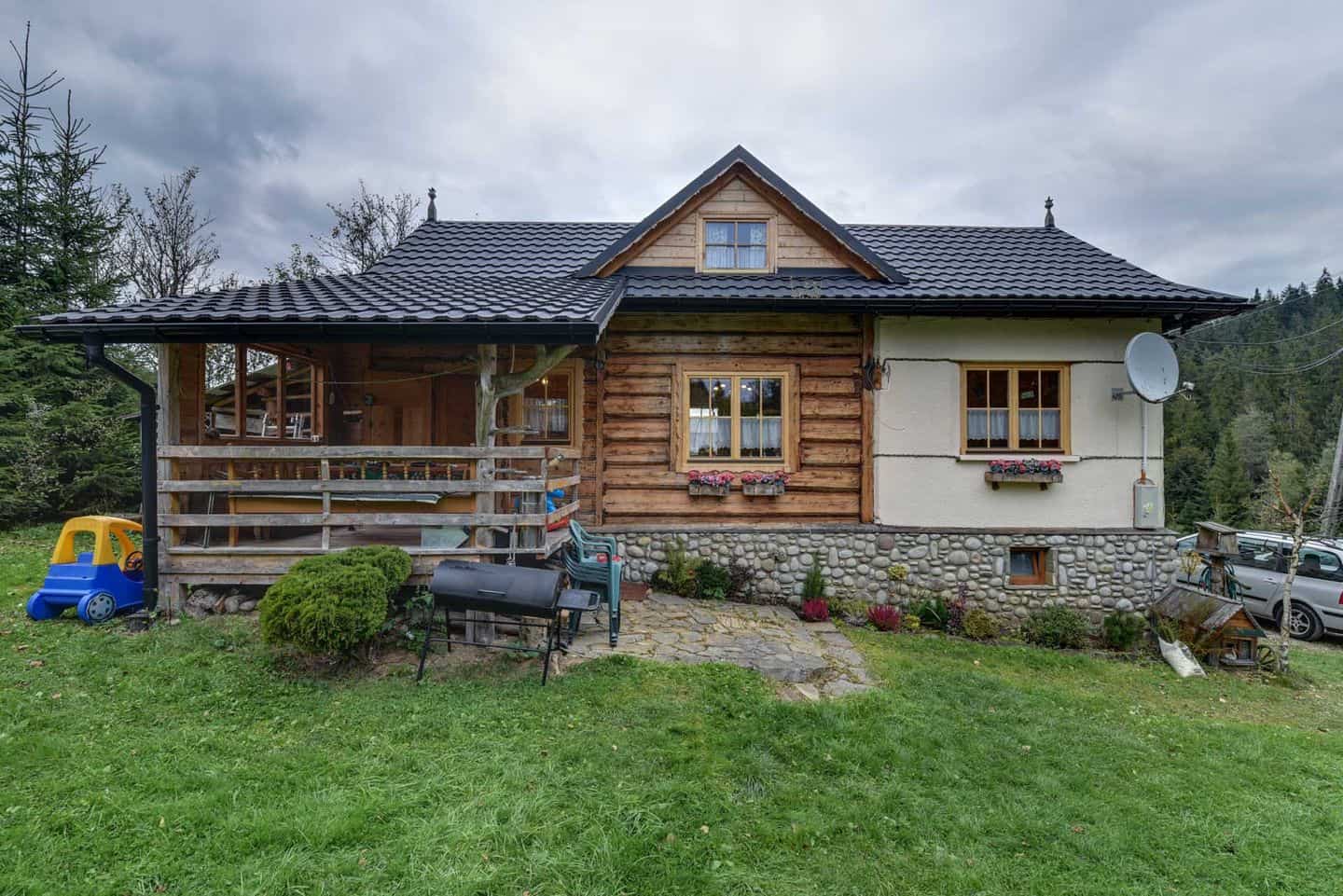 Krásná chatka k pronajmutí pro chalupaře