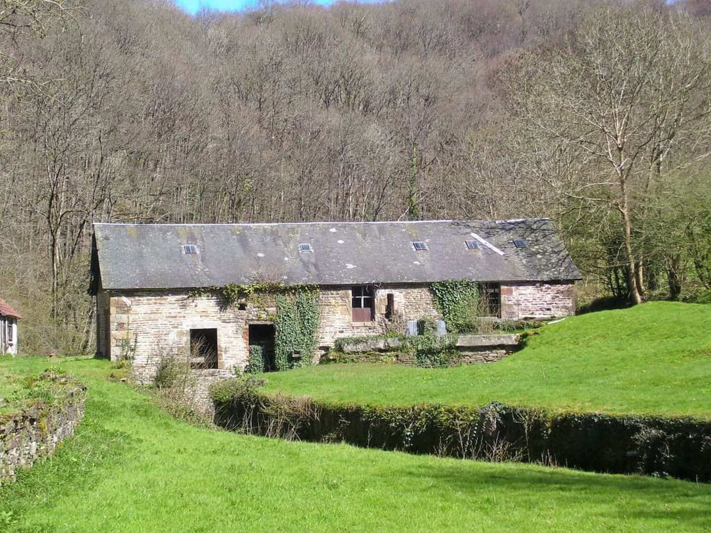 Starý mlýn k rekonstrukci a k pronájmu šikovnému chalupaři