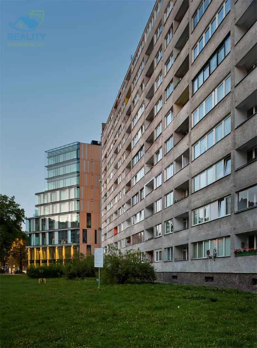 Prodej bytu 3+1 - Uhříněveská, Praha