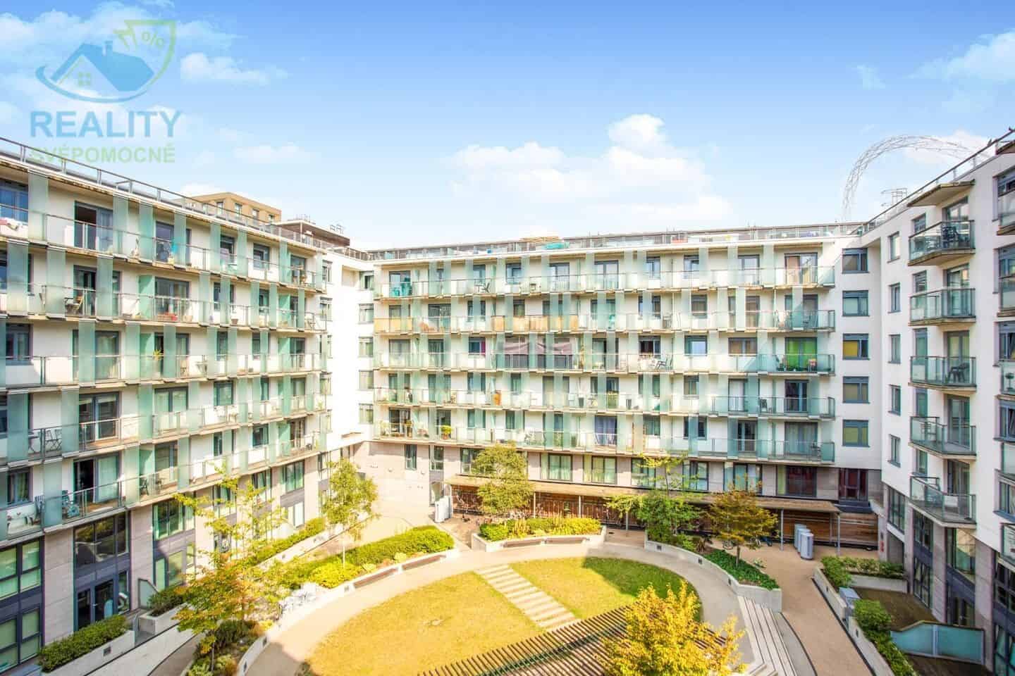 Prodej bytu 2+1 - U Pergamenky, Praha