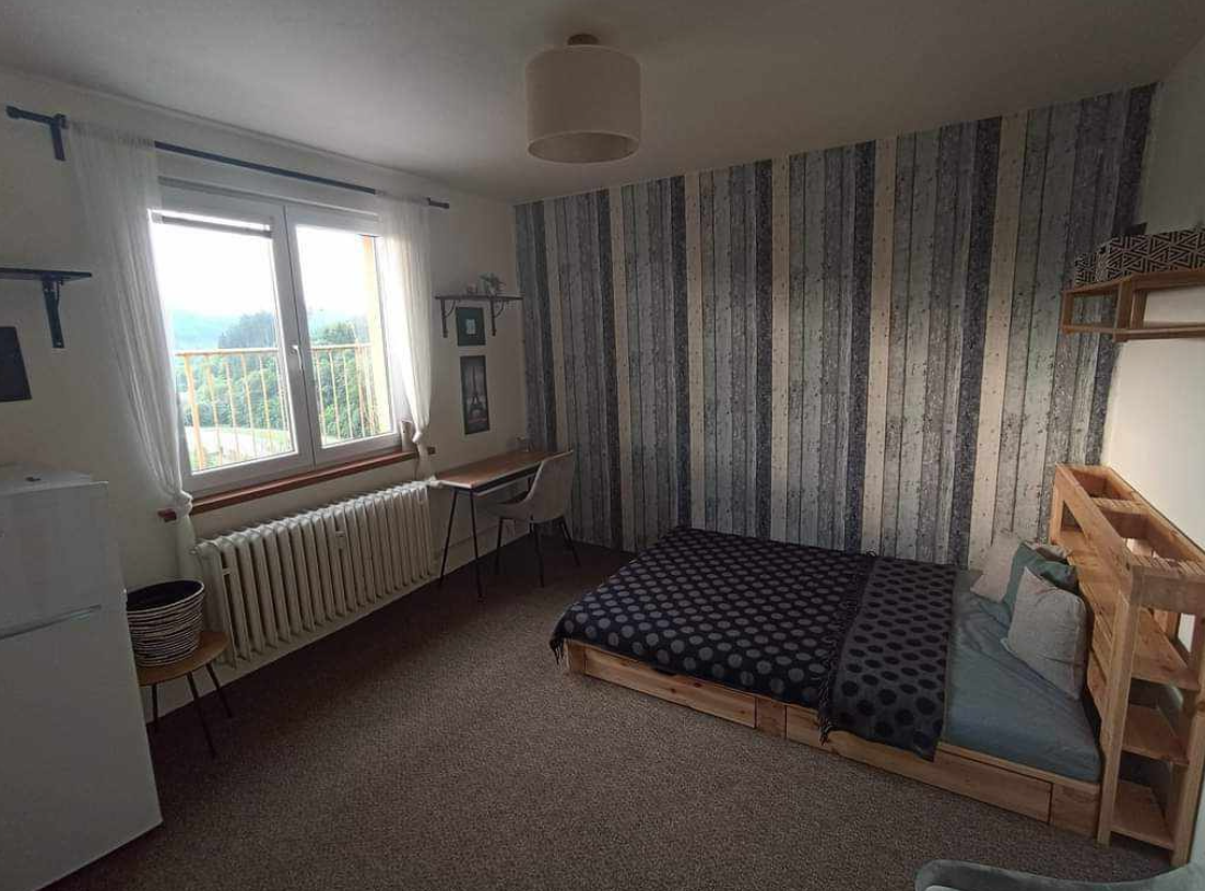 Pronájem bytu 1+kk - Luh, Vsetín