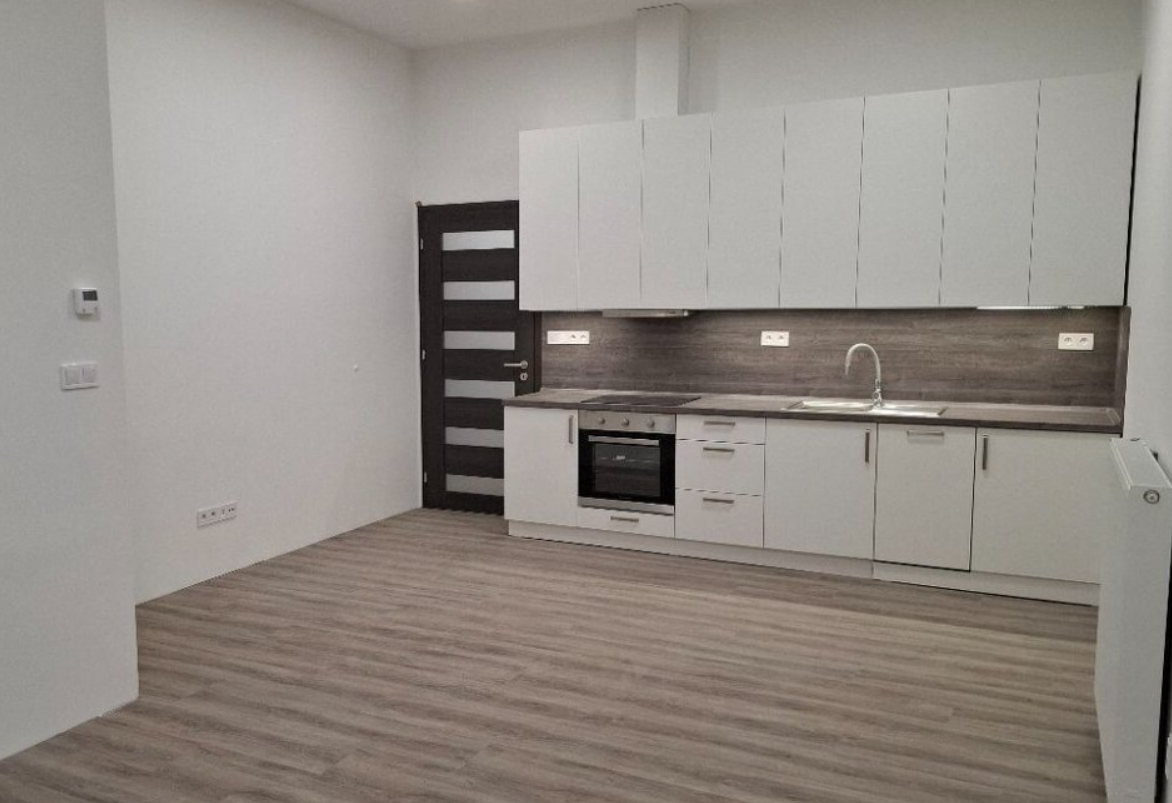 Pronájem bytu 2+kk - Komenského, Prostějov