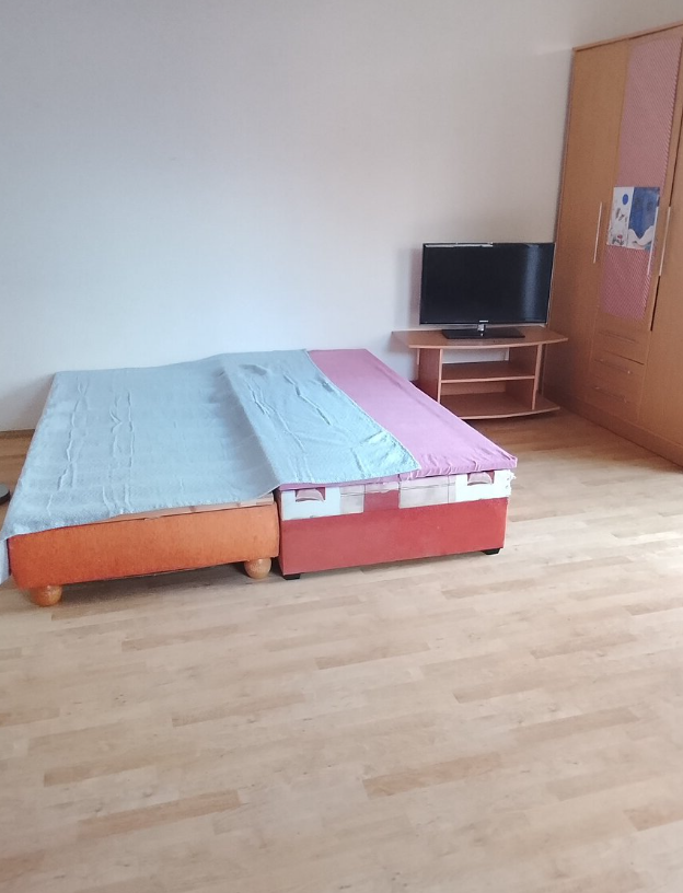 Pronájem bytu 1+kk - Hodonín