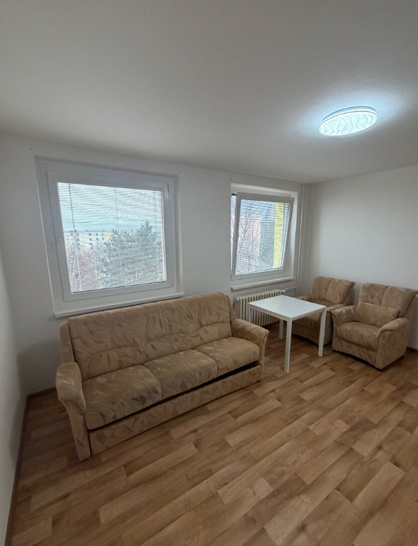 Pronájem bytu 1+kk - Krásné Březno, Ústí nad Labem