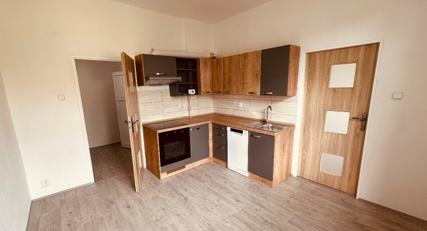 Pronájem bytu 2+1 - Boletice, Děčín