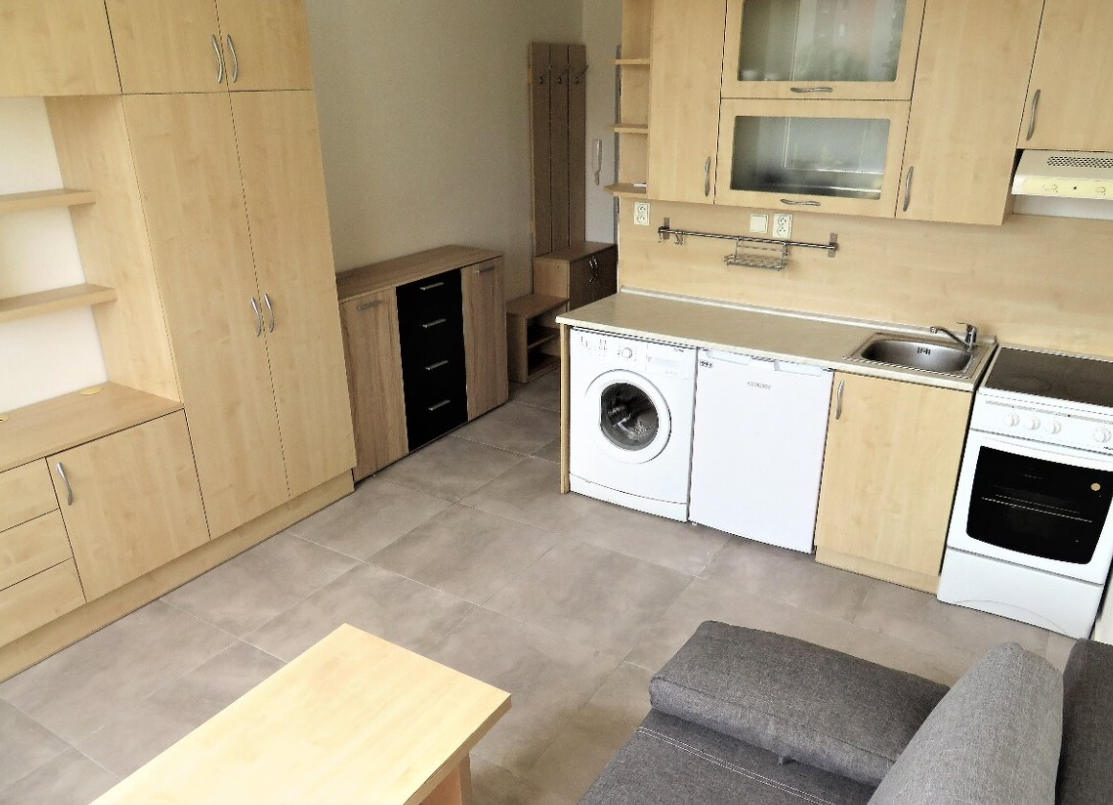 Pronájem bytu 1+kk - Brtnické předměstí, Jihlava