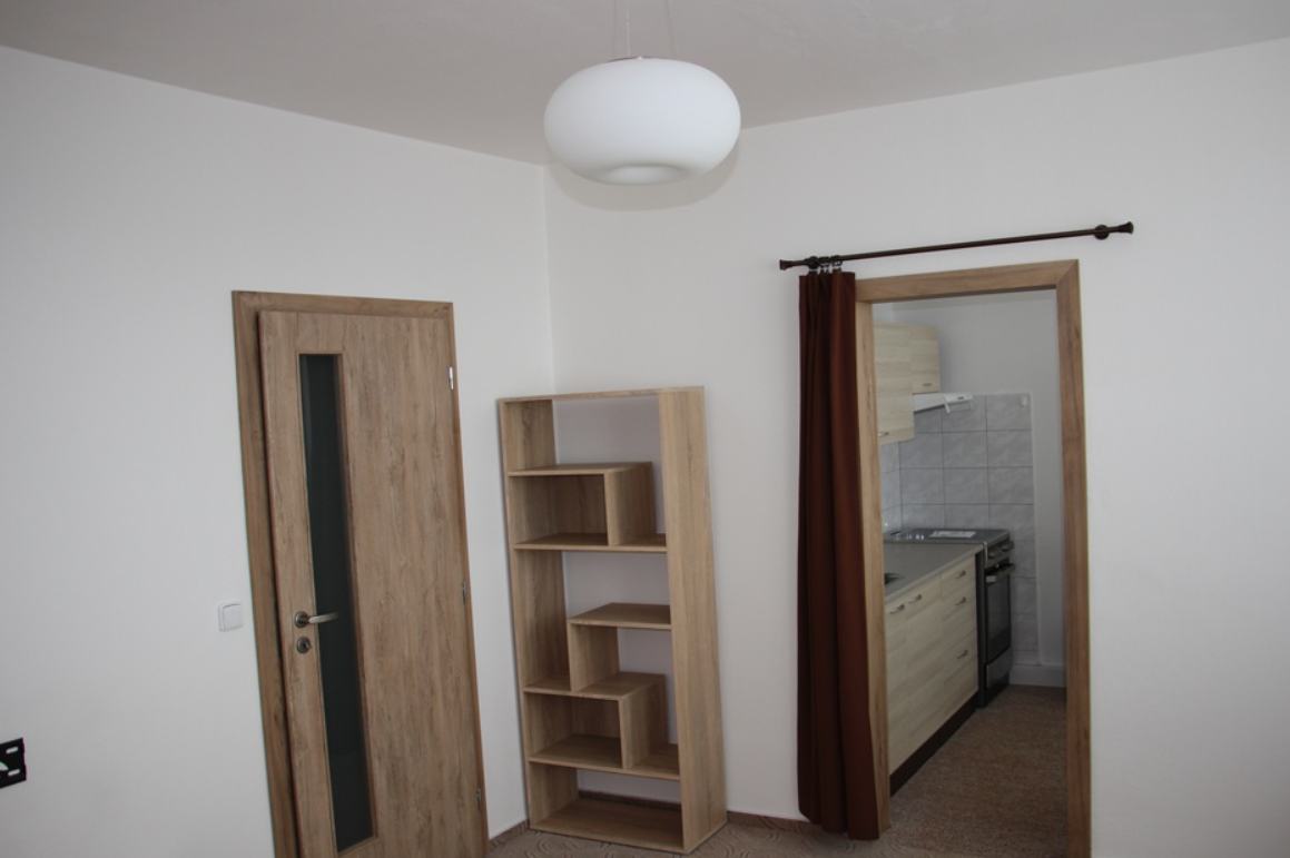 Pronájem bytu 2+1 - Jižní Svahy, Zlín