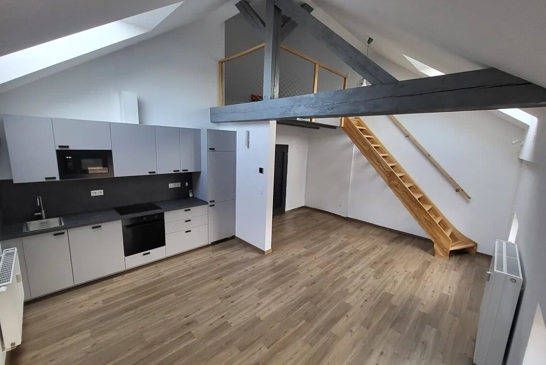 Pronájem bytu 1+kk - Písek