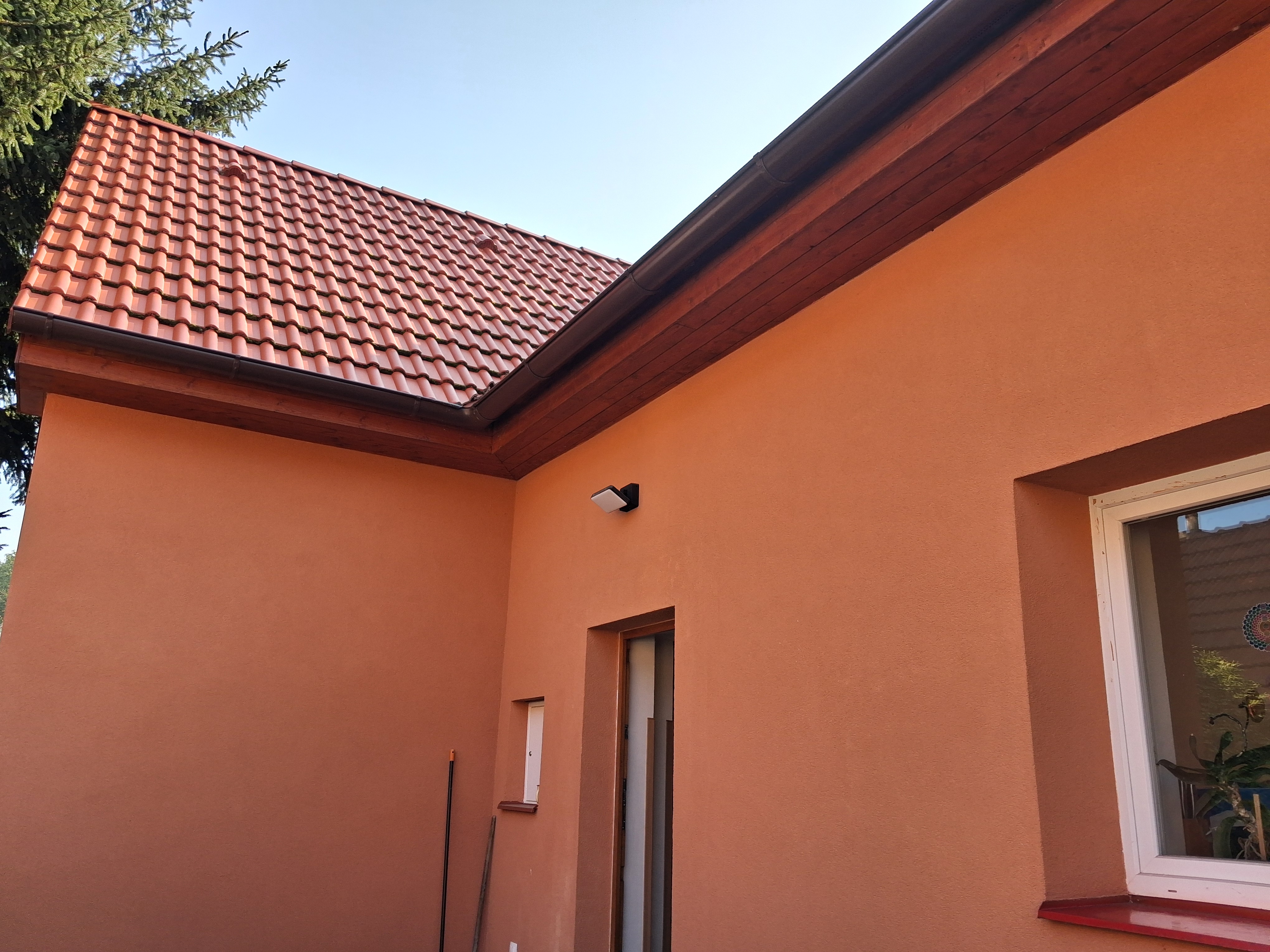 Pronájem domu 3+kk - Lužická, Lešany